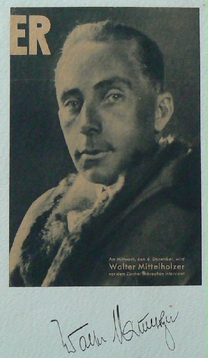 The Swiss flight pioneer Walter Mittelholzer learnt the profession of a photographer which was important for his later career. - zzmittel